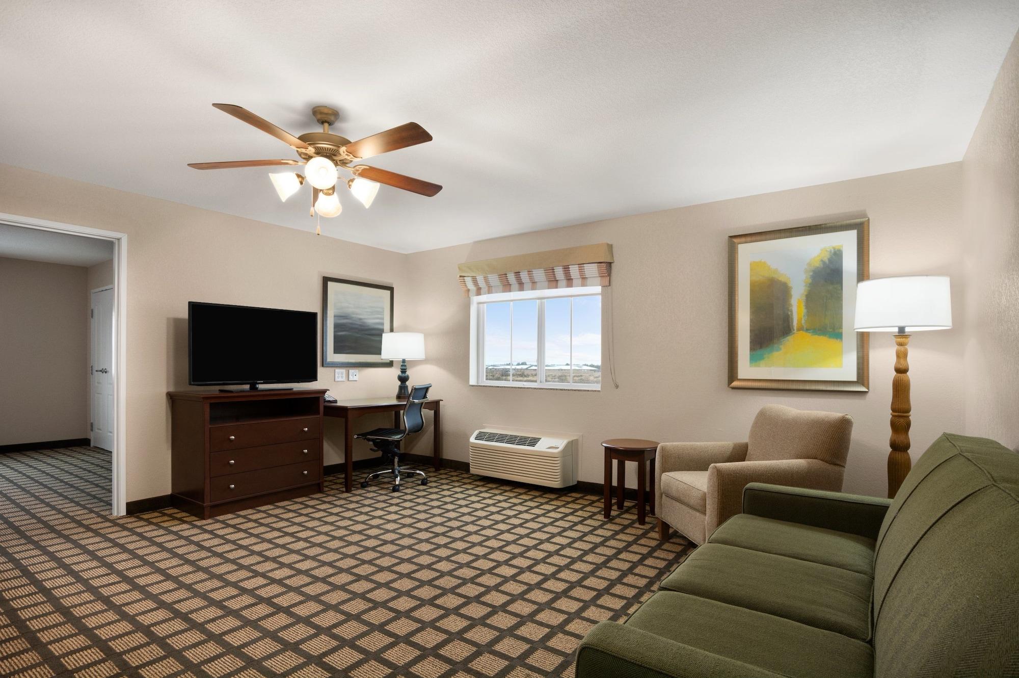 Baymont Inn & Suites By Wyndham אודסה מראה חיצוני תמונה