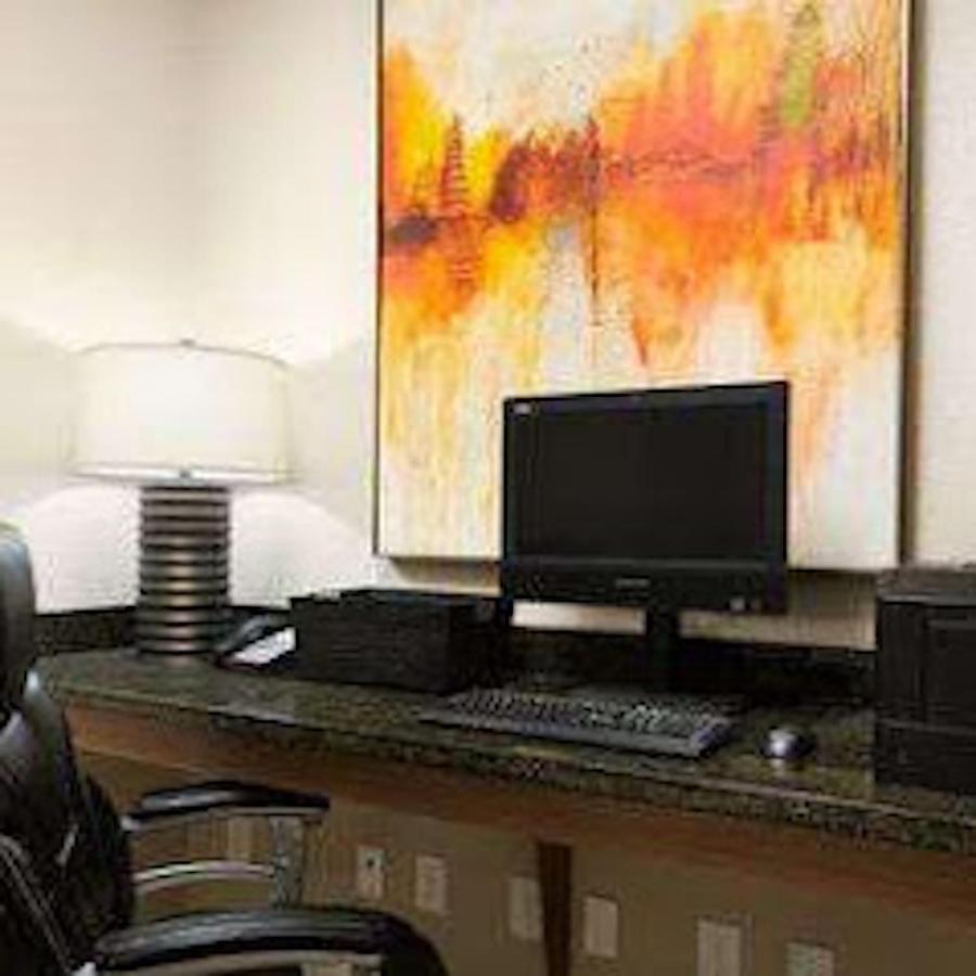 Baymont Inn & Suites By Wyndham אודסה מראה חיצוני תמונה